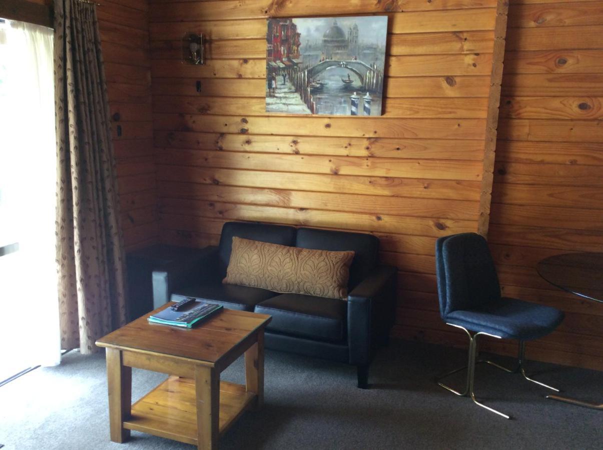 Alpine Lodge Motel Hanmer Springs Exterior foto